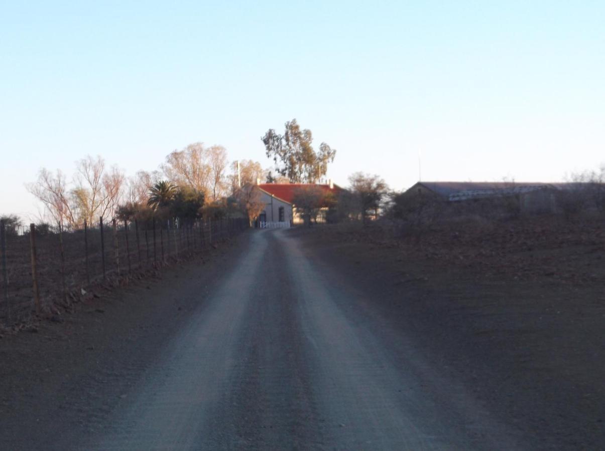Gamis Farm Acomodação com café da manhã Maltahohe Exterior foto